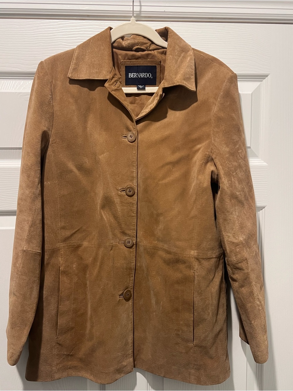Bernardo Women's Tan Suede Button-Down Jacket